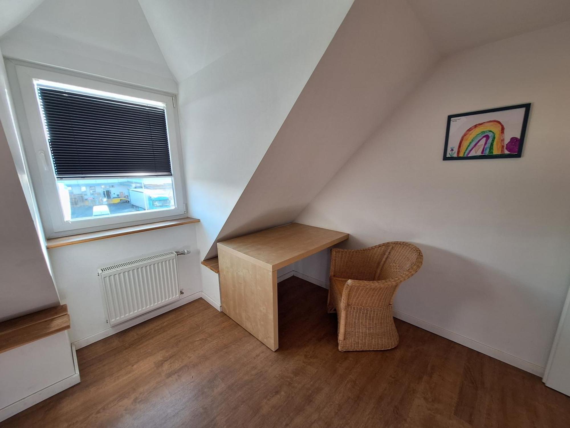 Bielefeld Zentral Komplette Fewo, 4 Schlafbereiche Bis Zu 8 Personen Buitenkant foto